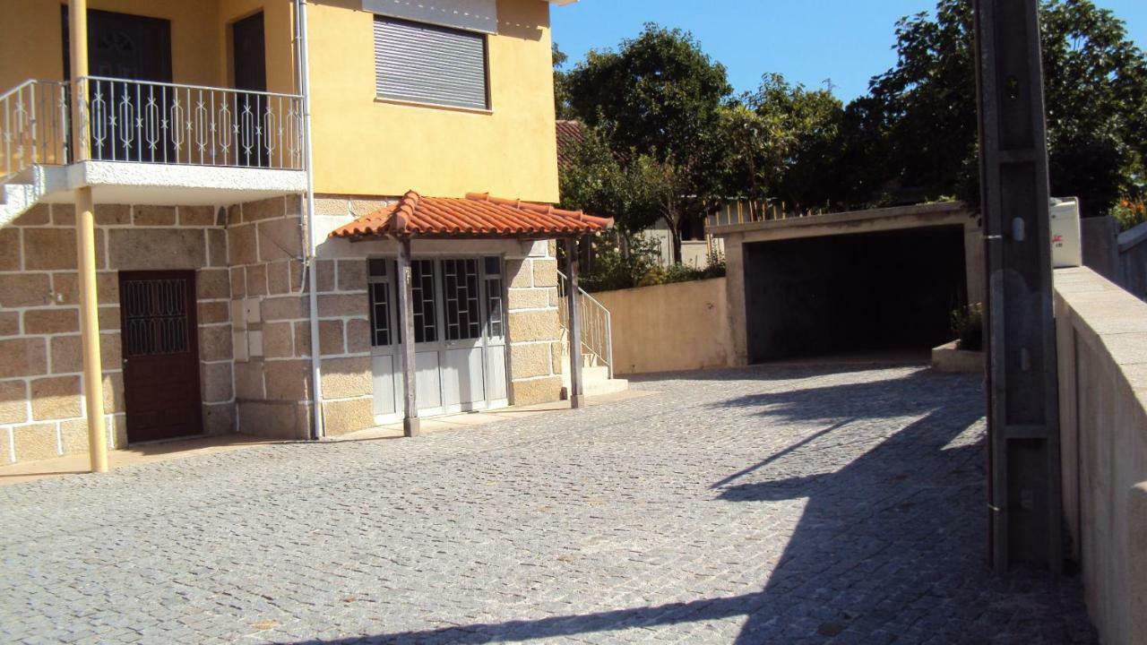 Alojamento Rodrigues Arcos de Valdevez Luaran gambar